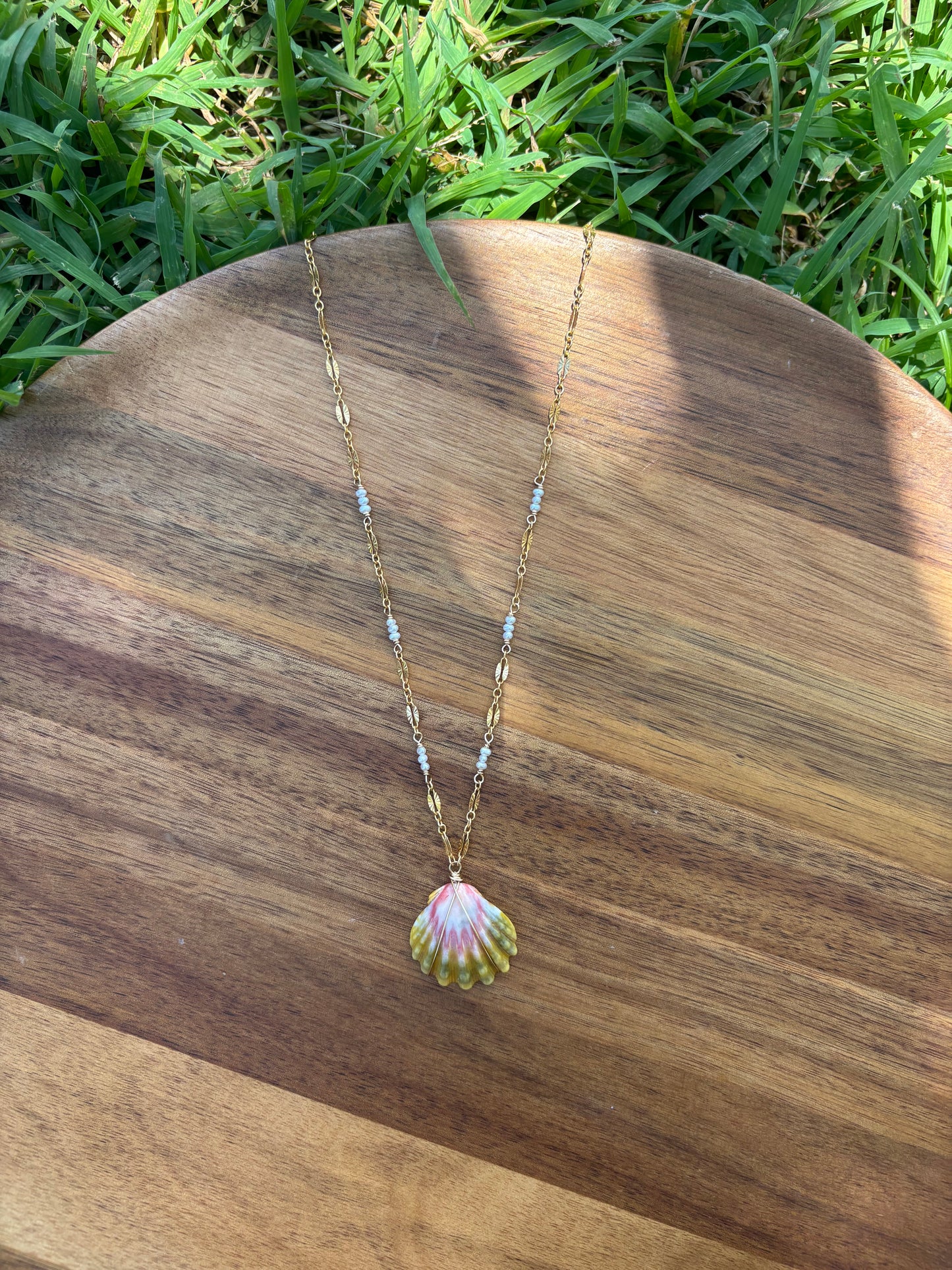 Sunrise shell Necklace