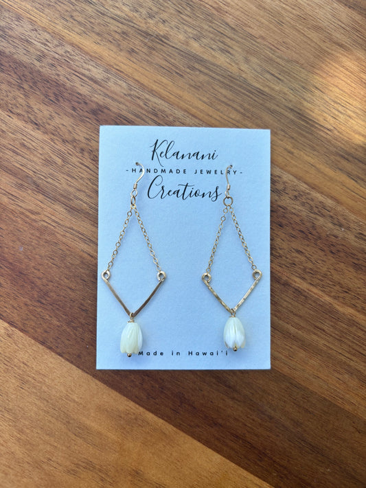 Mother of pearl pikake earring